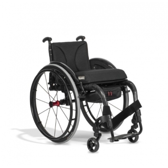 Cadeira em Carbono M6