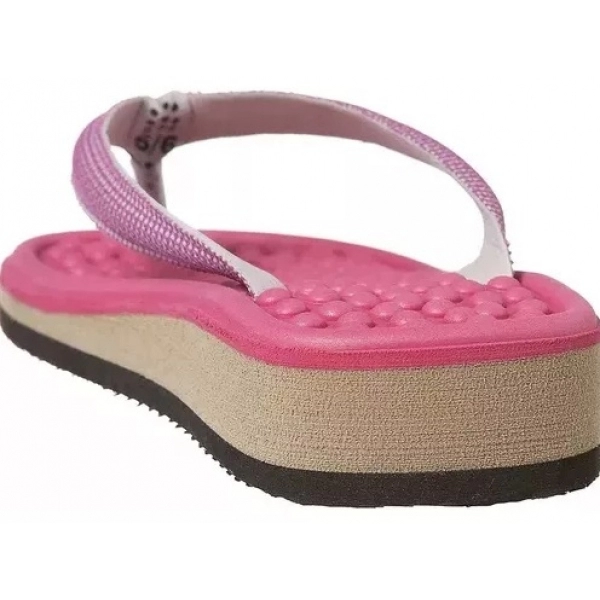 Chinelo anabela dedo