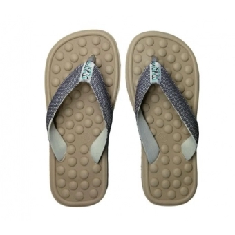 Chinelo Kombat